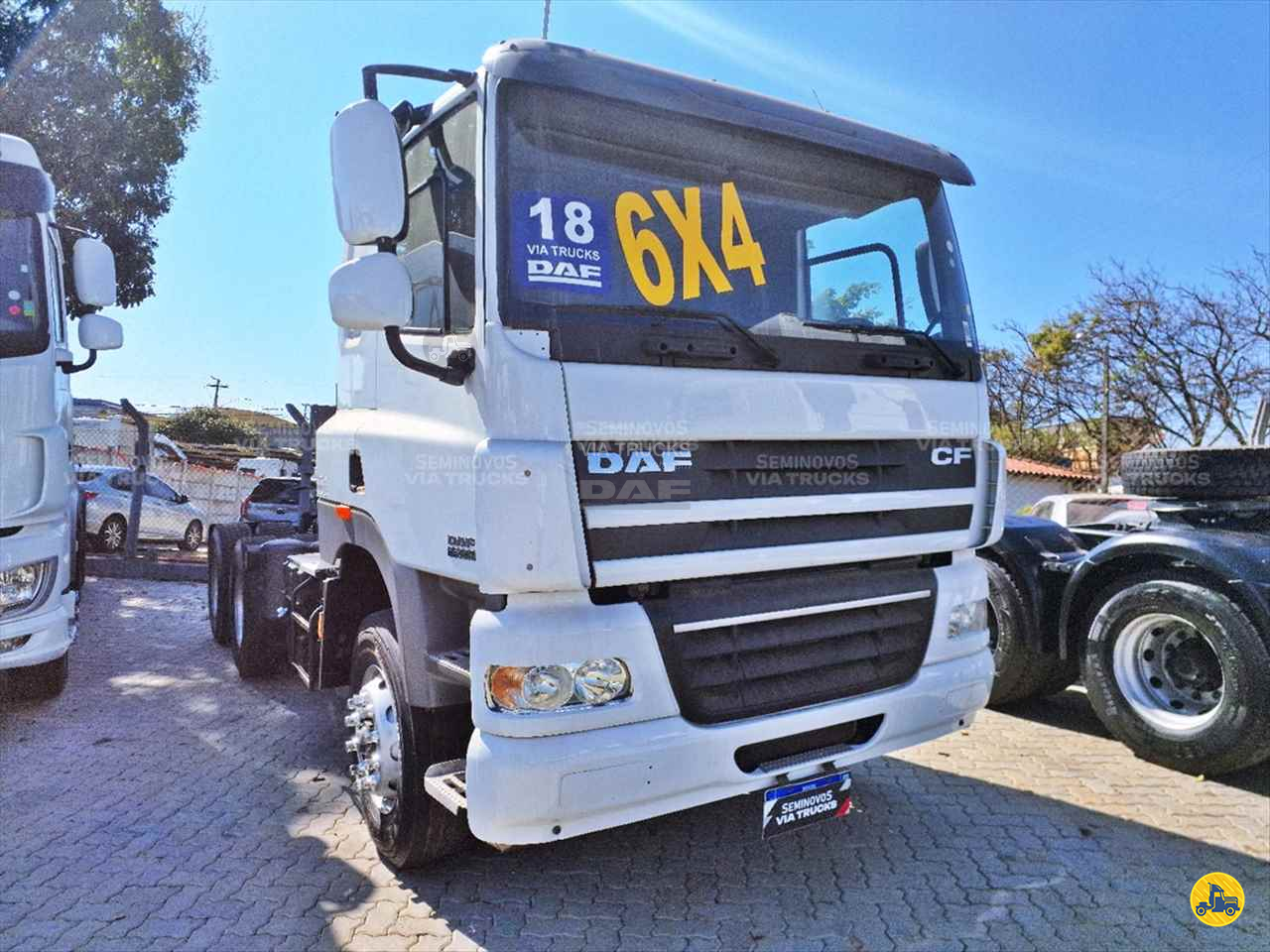 CAMINHAO DAF DAF CF85 460 Chassis Cavalo 6x4 Via Trucks - DAF CONTAGEM MINAS GERAIS MG